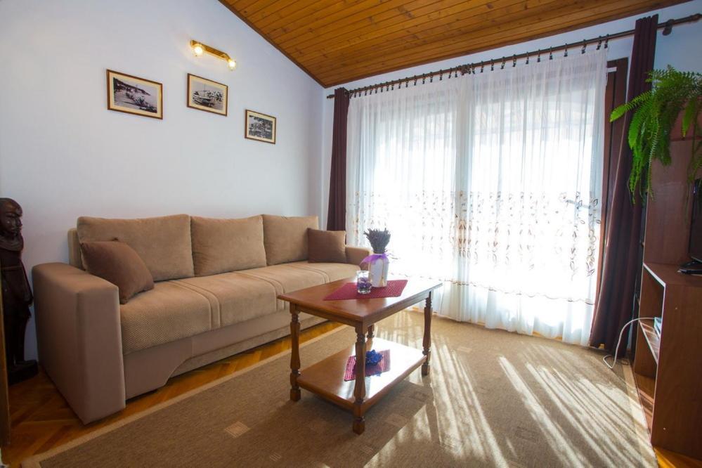 Apartments Tanja Подгора Екстер'єр фото