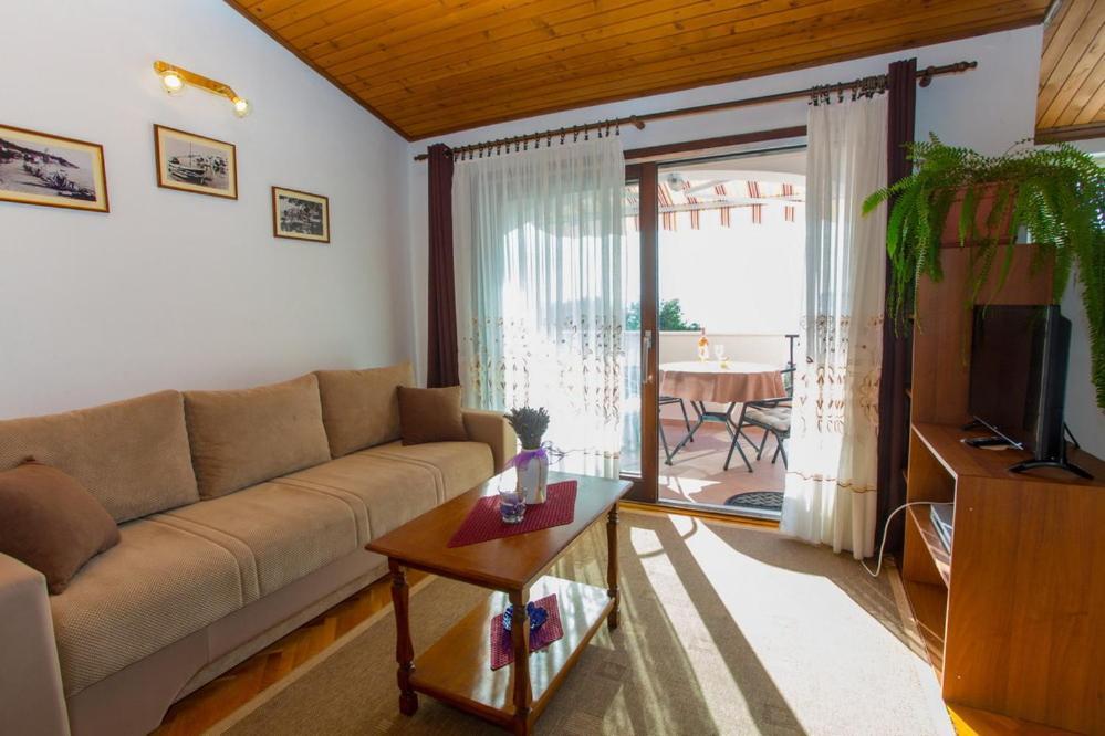 Apartments Tanja Подгора Екстер'єр фото