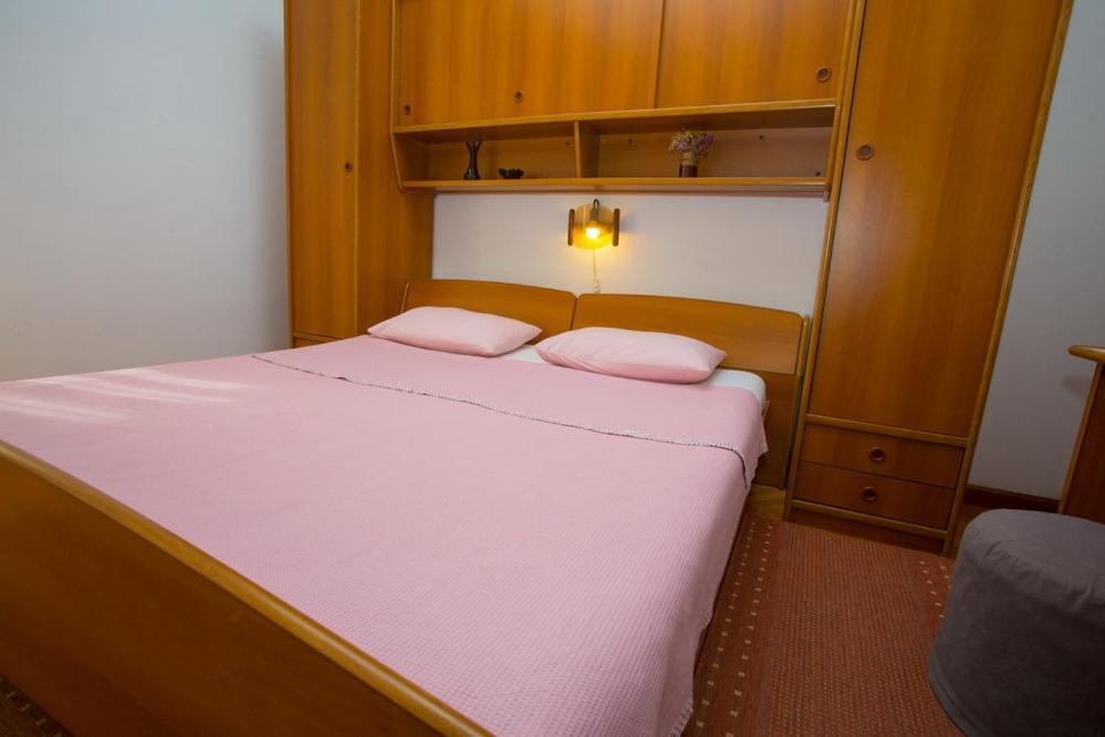 Apartments Tanja Подгора Екстер'єр фото