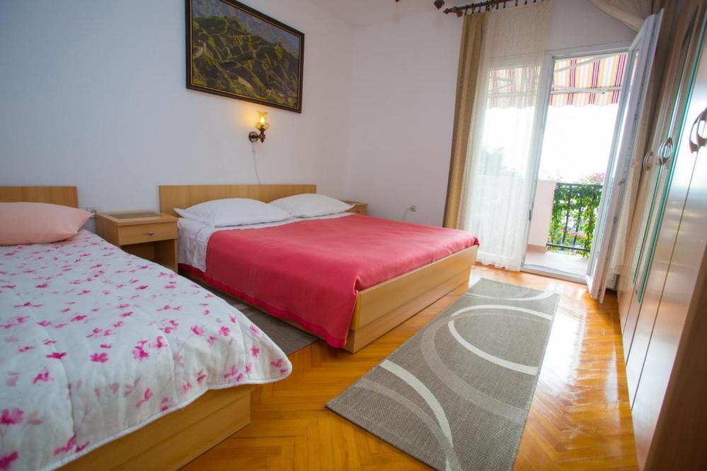 Apartments Tanja Подгора Екстер'єр фото