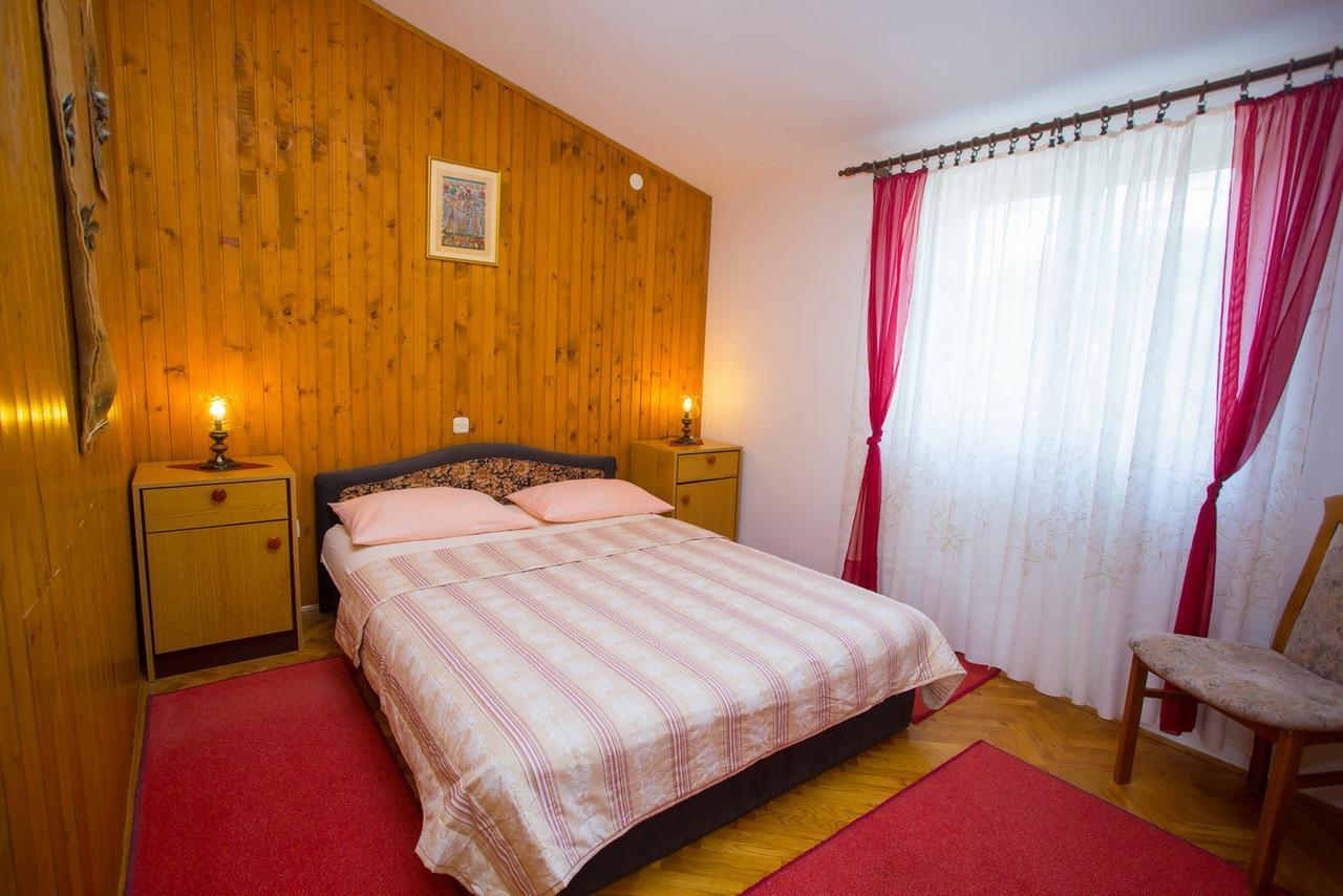 Apartments Tanja Подгора Екстер'єр фото