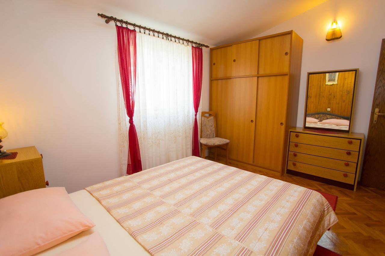 Apartments Tanja Подгора Екстер'єр фото